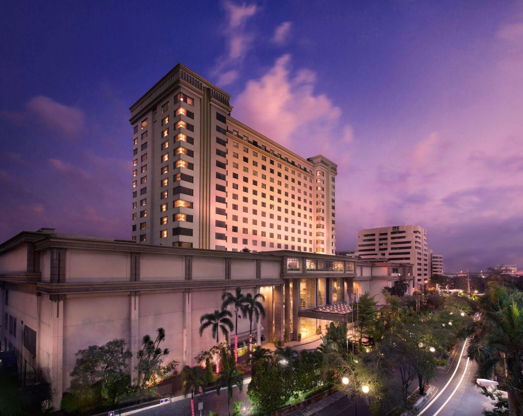 Hotel Le Grandeur Mangga Dua Yakarta Exterior foto